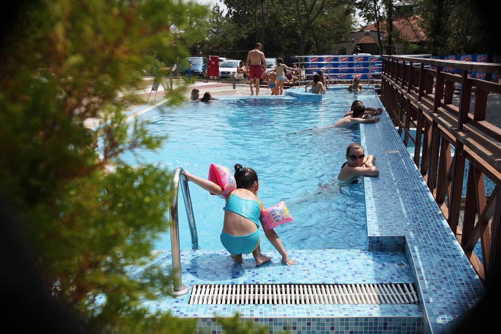 Hotel Danubia Park Veliko Gradište Dış mekan fotoğraf